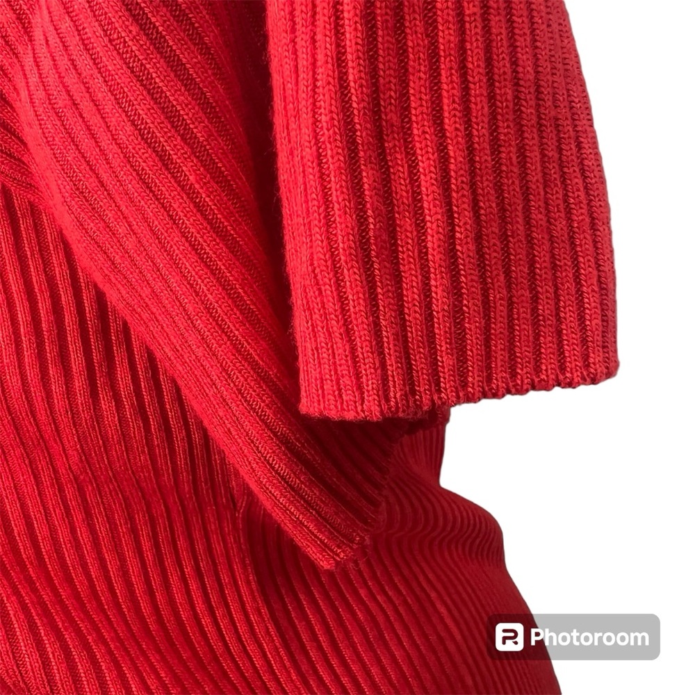 Red Ribbed Short Sleeve Button Front Top Size 1X - Picture 5 of 16